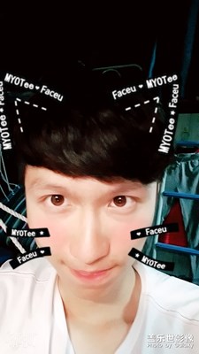 一個(gè)不善自拍的我??