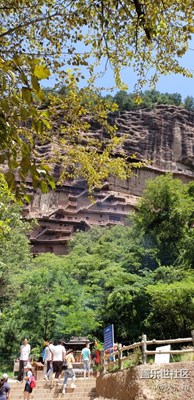 不一樣的景色，麥積山！