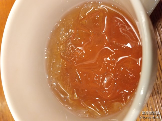 對手機(jī)的攝像又愛又恨