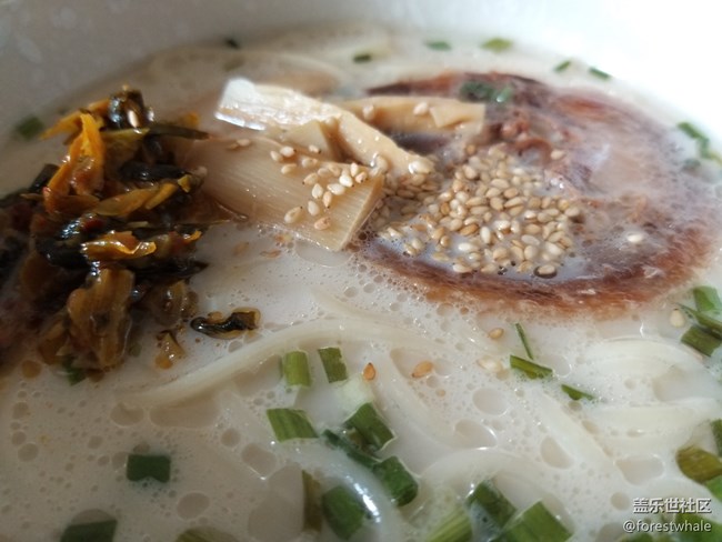 對手機(jī)的攝像又愛又恨