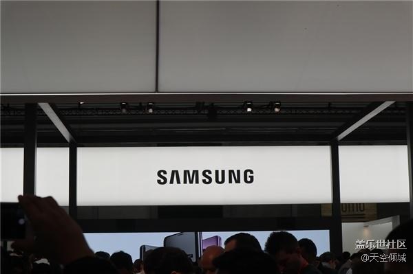 外媒稱 三星啟用Galaxy R系列：首款機型搭載驍龍450