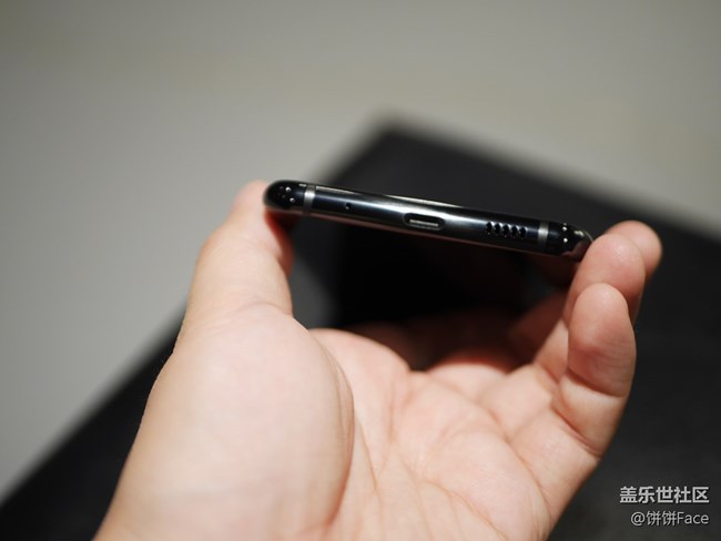 匠心獨(dú)具 慧眼識(shí)珠 三星Galaxy A8s全面評(píng)測(cè)