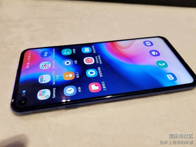 洞見未來 屏幕新形態(tài)-------三星Galaxy A8s新品發(fā)布會(huì)小記 洞見未來 屏幕新形態(tài)-------三星Galaxy A8s新品發(fā)布會(huì)小記