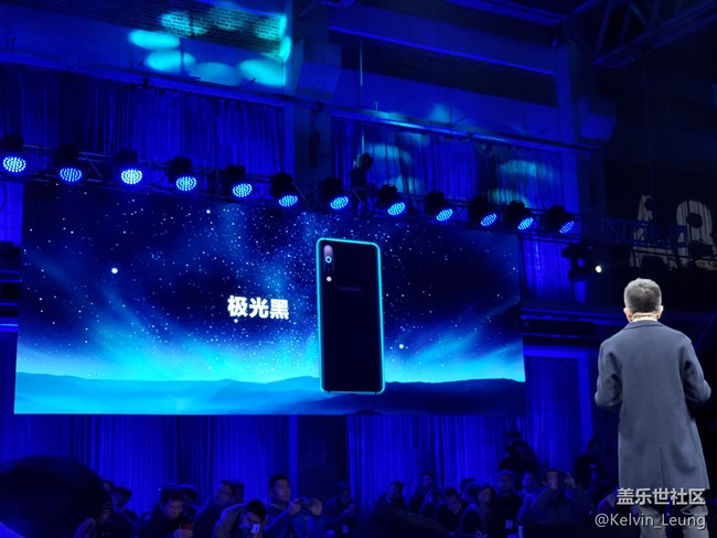 三星A8s，揭開屏幕神秘面紗，Ace王者歸來(lái)。