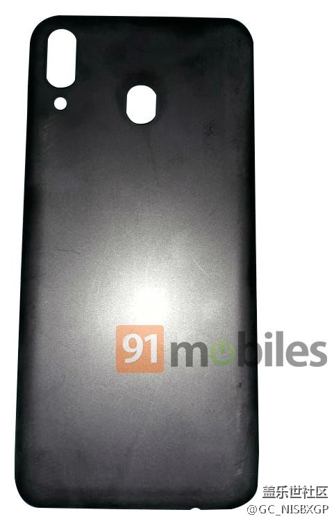 三星Galaxy M20保護(hù)殼曝光：或后置雙攝，有耳機(jī)孔