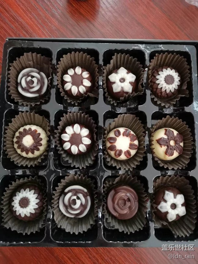 【活動回顧】上海星部落12月23日圣誕巧克力DIY活動 【活動回顧】上海星部落12月23日圣誕巧克力DIY活動