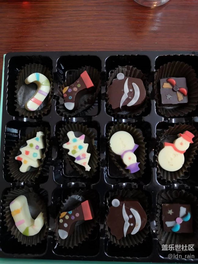 【活動回顧】上海星部落12月23日圣誕巧克力DIY活動 【活動回顧】上海星部落12月23日圣誕巧克力DIY活動