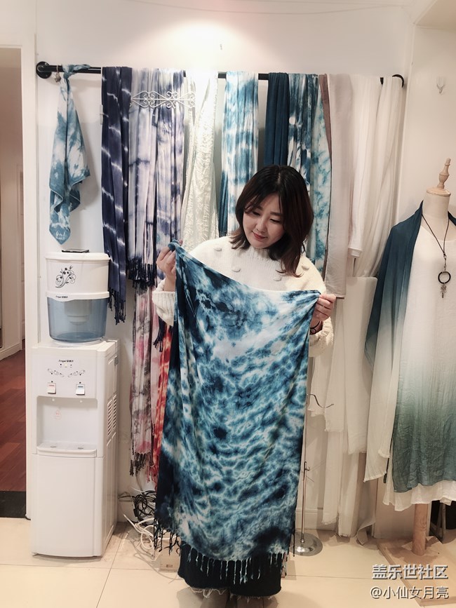 體驗(yàn)傳統(tǒng)手工扎染