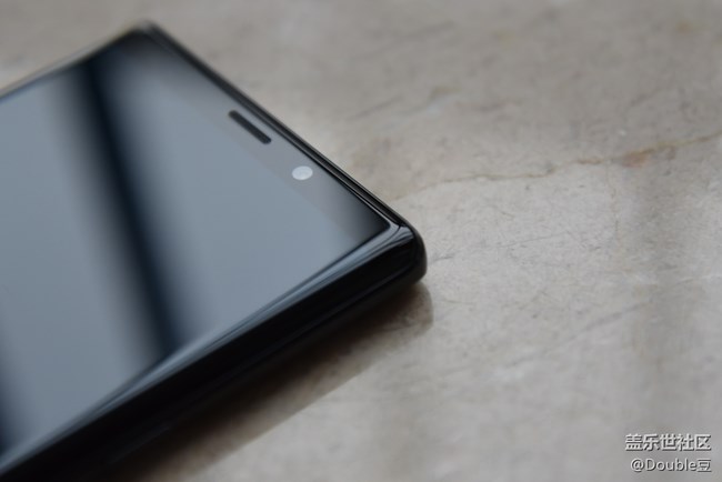 旗艦的最后堅守:三星Galaxy Note9外觀簡析 旗艦的最后堅守:三星Galaxy Note9外觀簡析