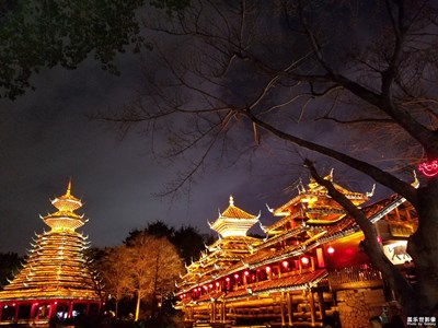 無(wú)名塔夜景！