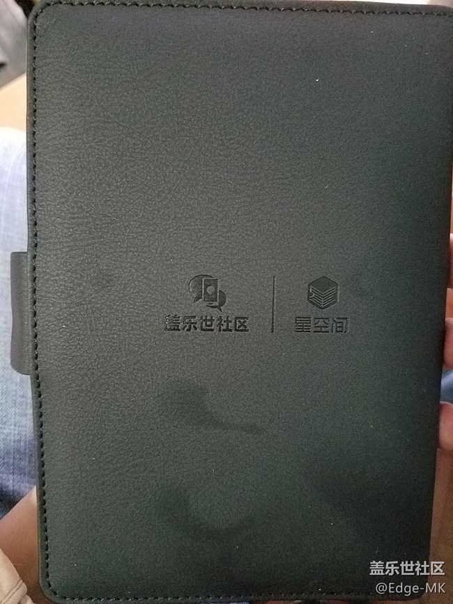 已經(jīng)入了mate20pro，三棒雞繼續(xù)用