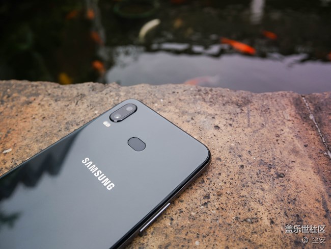 【A6s星粉體驗(yàn)團(tuán)】三星A6s，一款顏值和拍照都能打的中端機(jī)