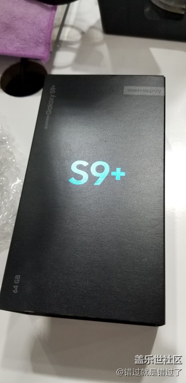 說(shuō)實(shí)話這s9＋的后蓋手感沒(méi)有原來(lái)的s8＋的手感好