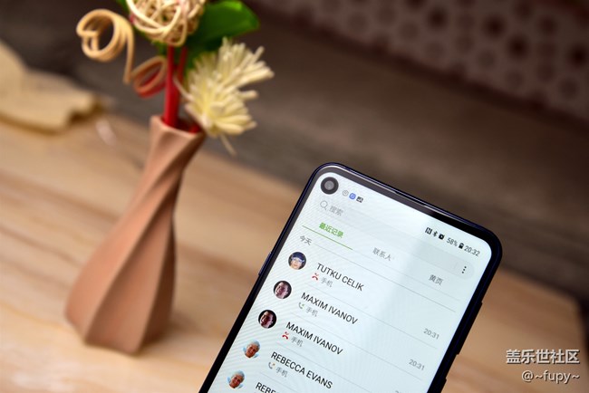 2799檔的正面剛  三星A8s圖評