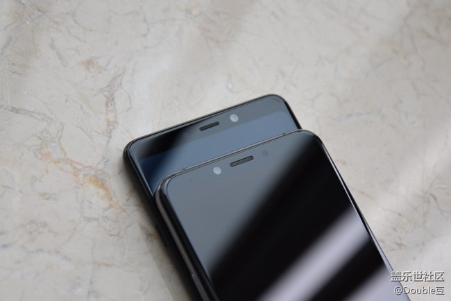 極致四攝VS性價(jià)比:三星A9s與A6s外觀對(duì)比賞析 極致四攝VS性價(jià)比:三星A9s與A6s外觀對(duì)比賞析