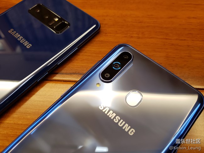 【Galaxy A8s星粉體驗(yàn)活動(dòng)】A8s上手，一個(gè)黑瞳，洞見未來。