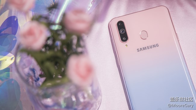 寶藏男友的情人節(jié)禮物清單，三星A8s獨角精靈版