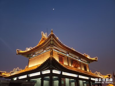月上西樓