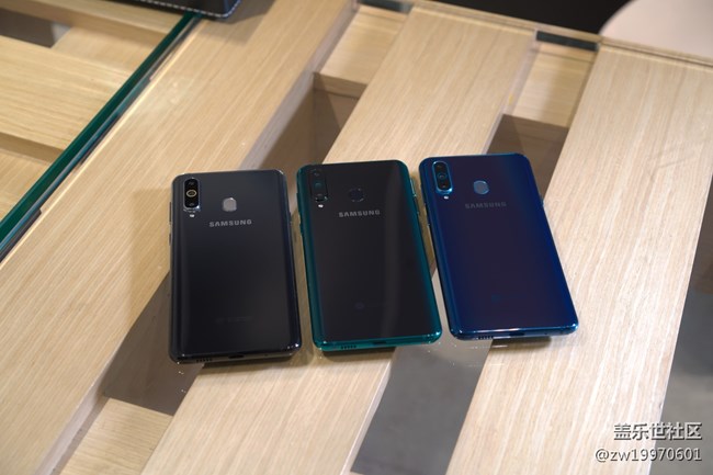 【Galaxy A8s星粉體驗活動】Galaxy A8s全面視頻評測