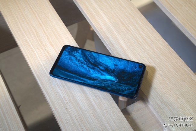 【A8s星粉體驗(yàn)團(tuán)】A8s！靚麗的外觀 搶眼的拍照