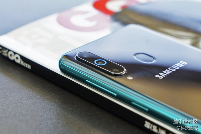 前沿科技的先行者，三星Galaxy A8s體驗(yàn)評(píng)測(cè)