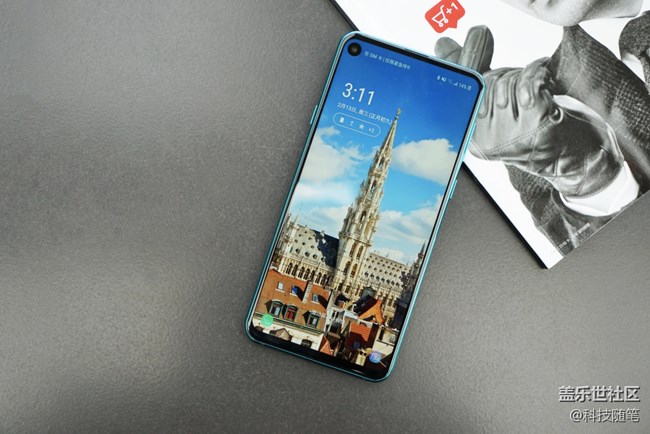 前沿科技的先行者，三星Galaxy A8s體驗(yàn)評(píng)測(cè)