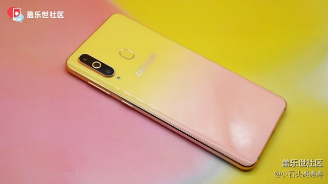 糖果漸變“有點芒“ 三星Galaxy A8s新色美圖賞