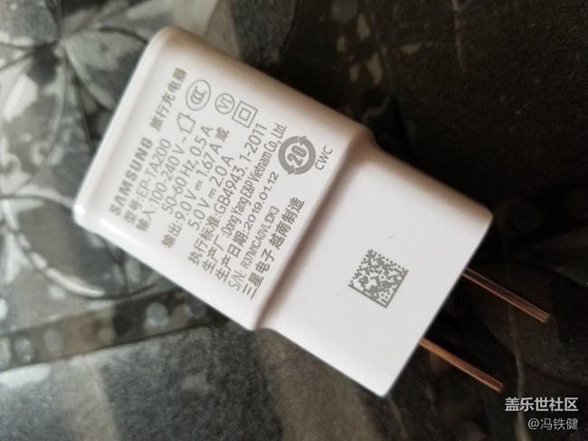 s10已到手，簡(jiǎn)單分享下細(xì)節(jié)和手感。主要對(duì)比s8