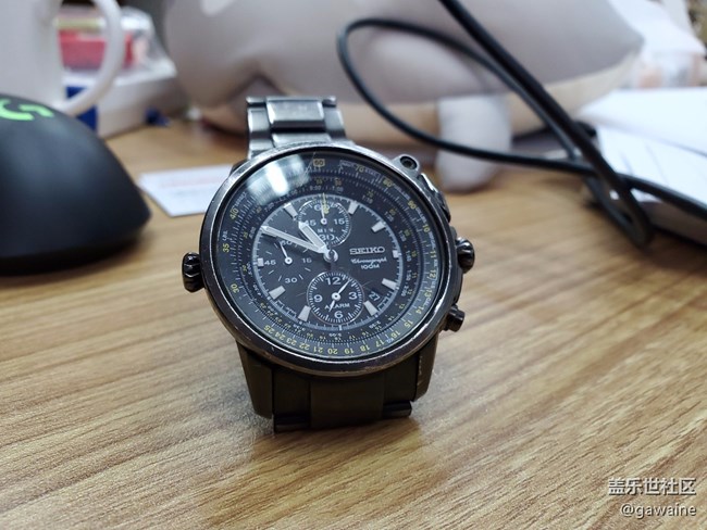 批評手上的s10+拍照！