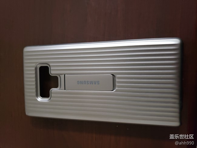 Note9官方行李箱手機(jī)殼和官方插卡式真皮套成閑置了