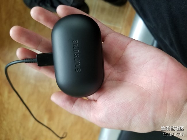 看到一些朋友都拿到Galaxy Buds了，而自己卻在用IconX 2018