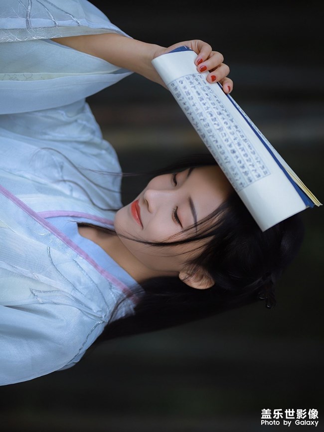 單反和手機區(qū)別大嗎？