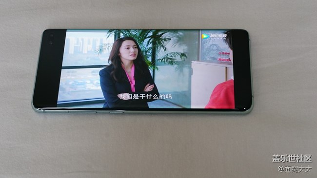 以舊換新擼了騷綠S10+,紅配綠，真香