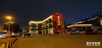 s10 搭配超廣角夜景效果還是不錯的