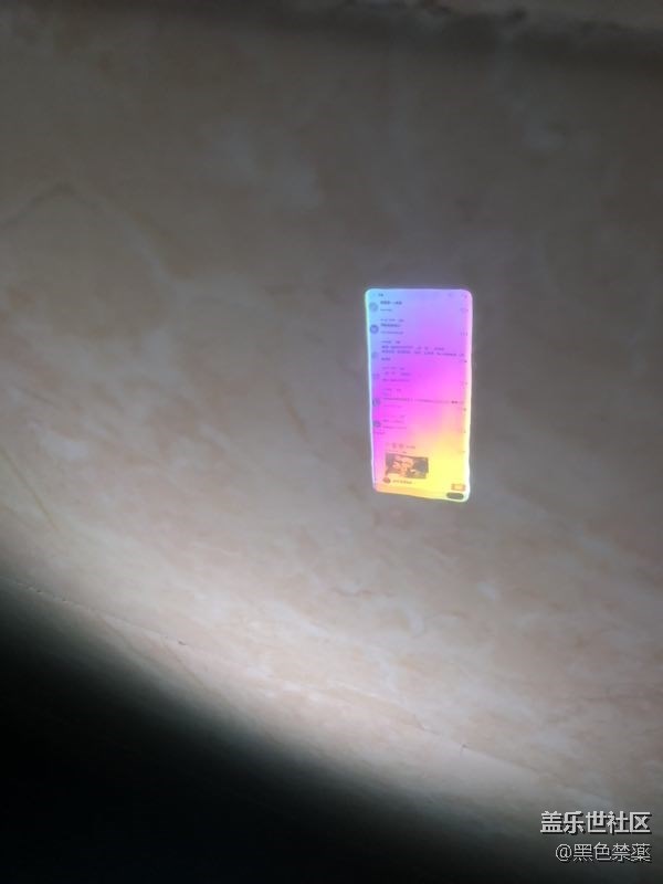 對著瓷磚，發(fā)現(xiàn)S10另類美~~