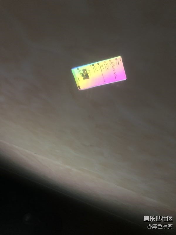 對著瓷磚，發(fā)現(xiàn)S10另類美~~