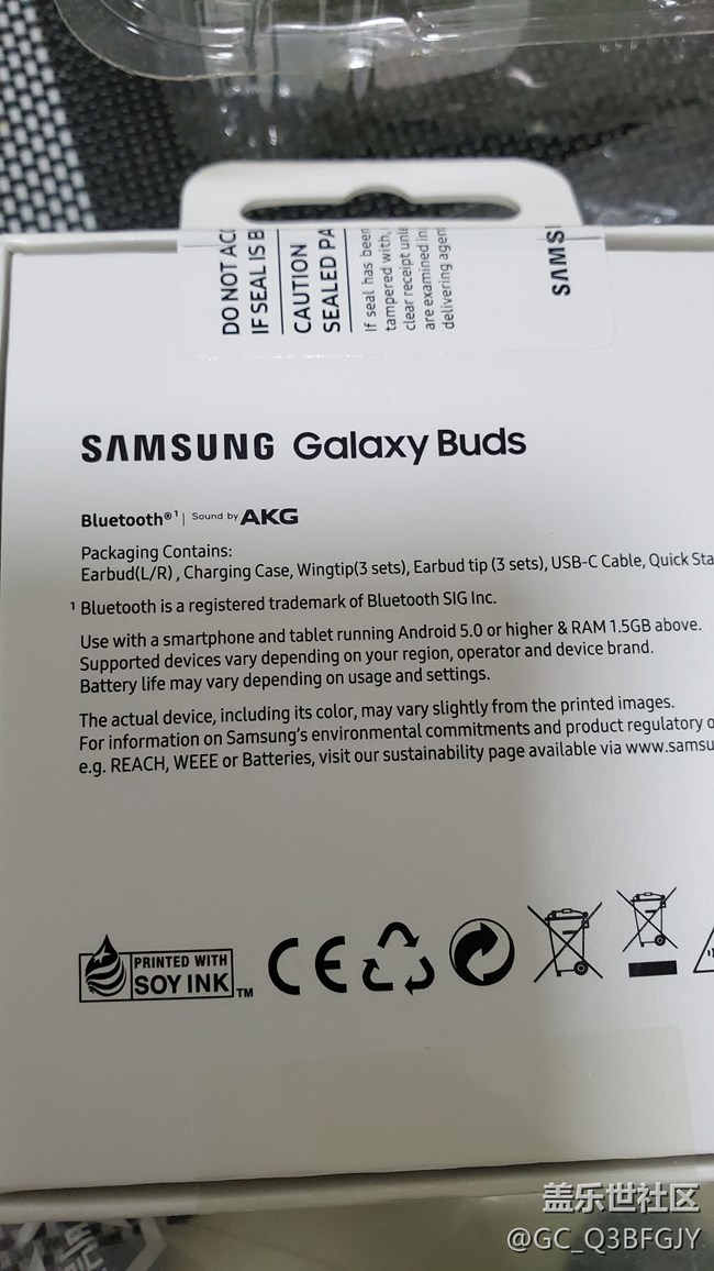 港版512贈送Buds入耳及與airpods 簡單對比