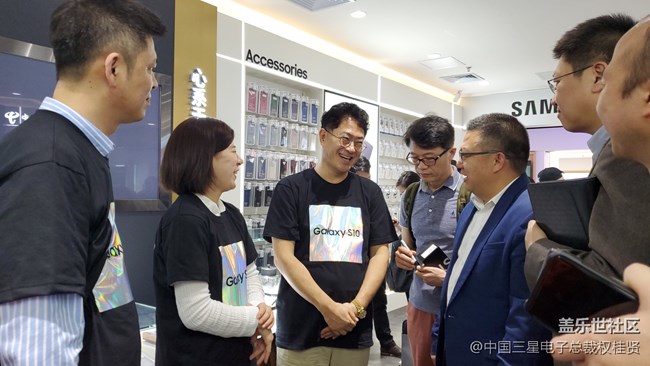 感恩有你 Galaxy S10系列廣州親售活動回顧 感恩有你 Galaxy S10系列廣州親售活動回顧