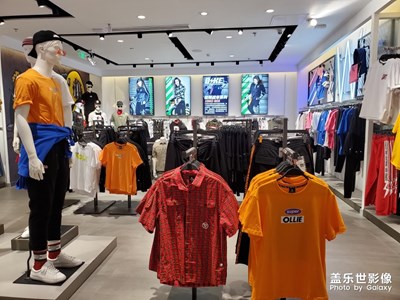 春日出行，隨手拈來。