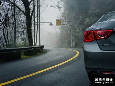 雖然是手機拍的，但也不要忘了后期