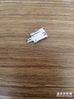 原廠線的質(zhì)量還不錯(cuò)