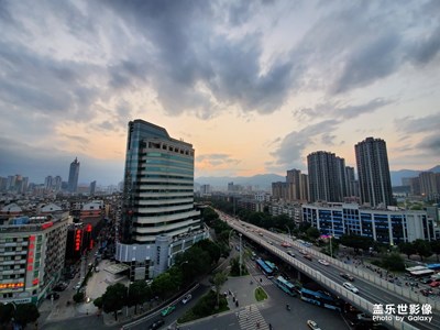 像霧像雨又像風