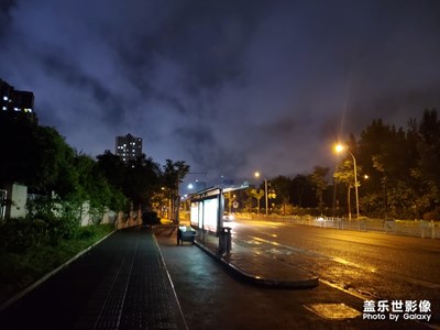 走進夏天—雨后夜晚