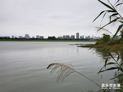 【走進(jìn)夏天】

小城青山綠水