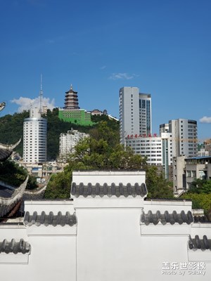 貴陽，久雨放晴