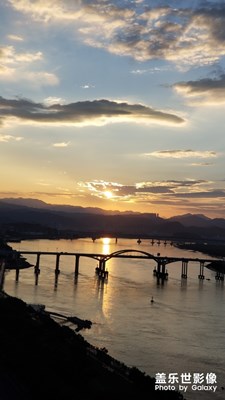 甌江晚霞夕陽西下