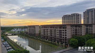 夕陽(yáng)無(wú)限好