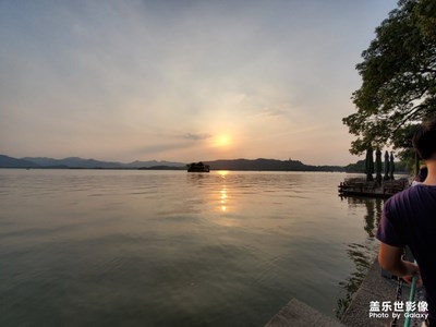 西湖夕陽