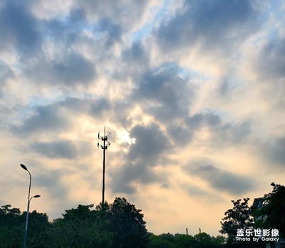 呼之欲出的陽光