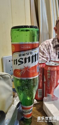 又竄出去烤串兒了